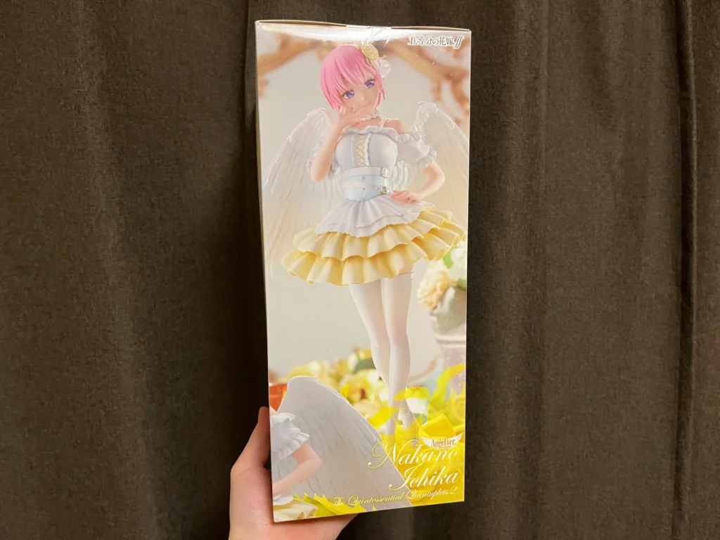 中野一花フィギュア外箱の左側面