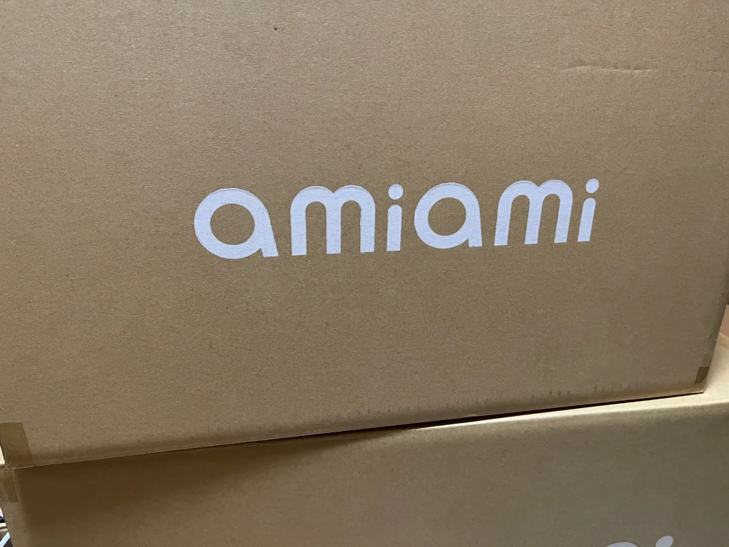 あみあみの配送用ダンボール