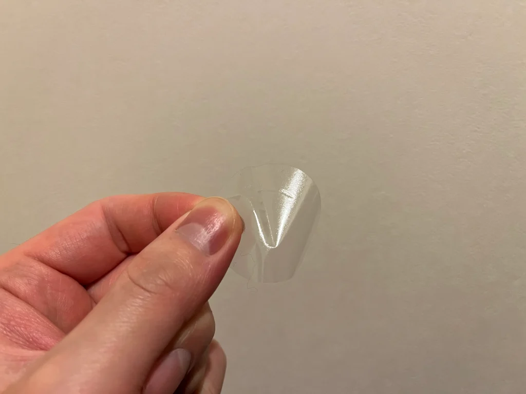 外箱に貼ってある未開封を証明するシール