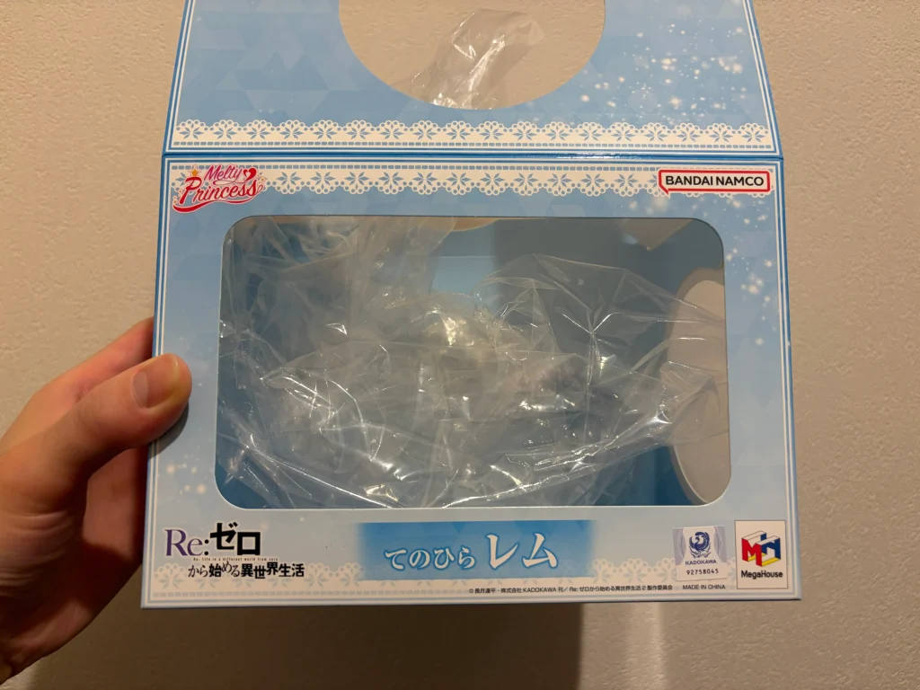 正規のフィギュアの外観