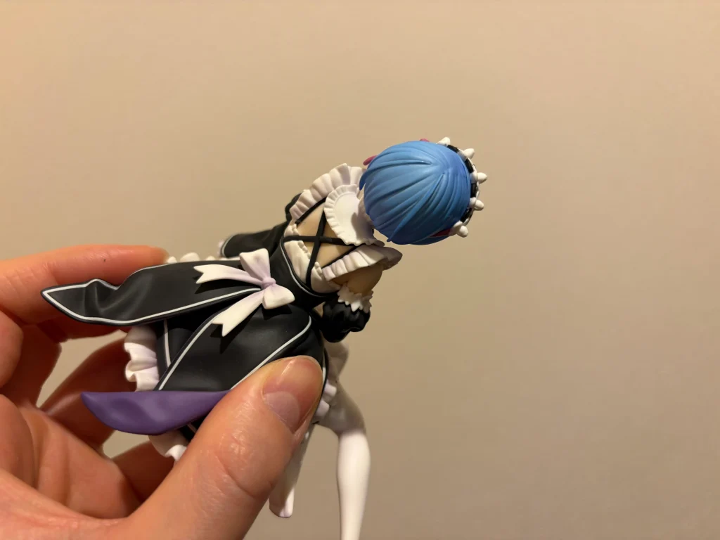 洗ったフィギュアの後ろ側